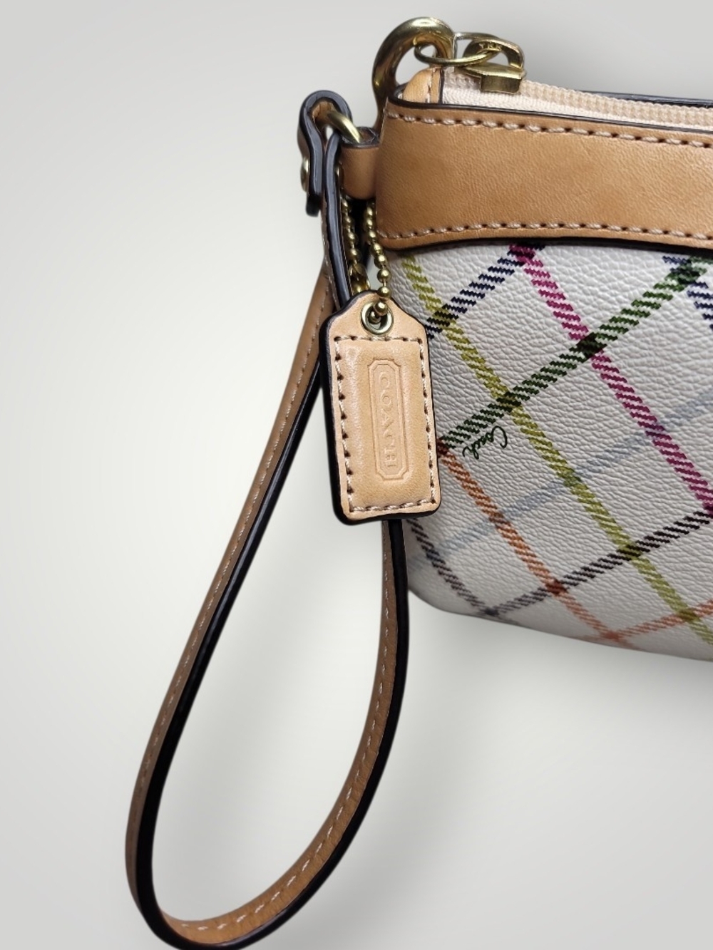 COACH Peyton Tattersall Plaid Wristlet Chalk Multi Gold Leather Trim Like New - Picture 2 of 7